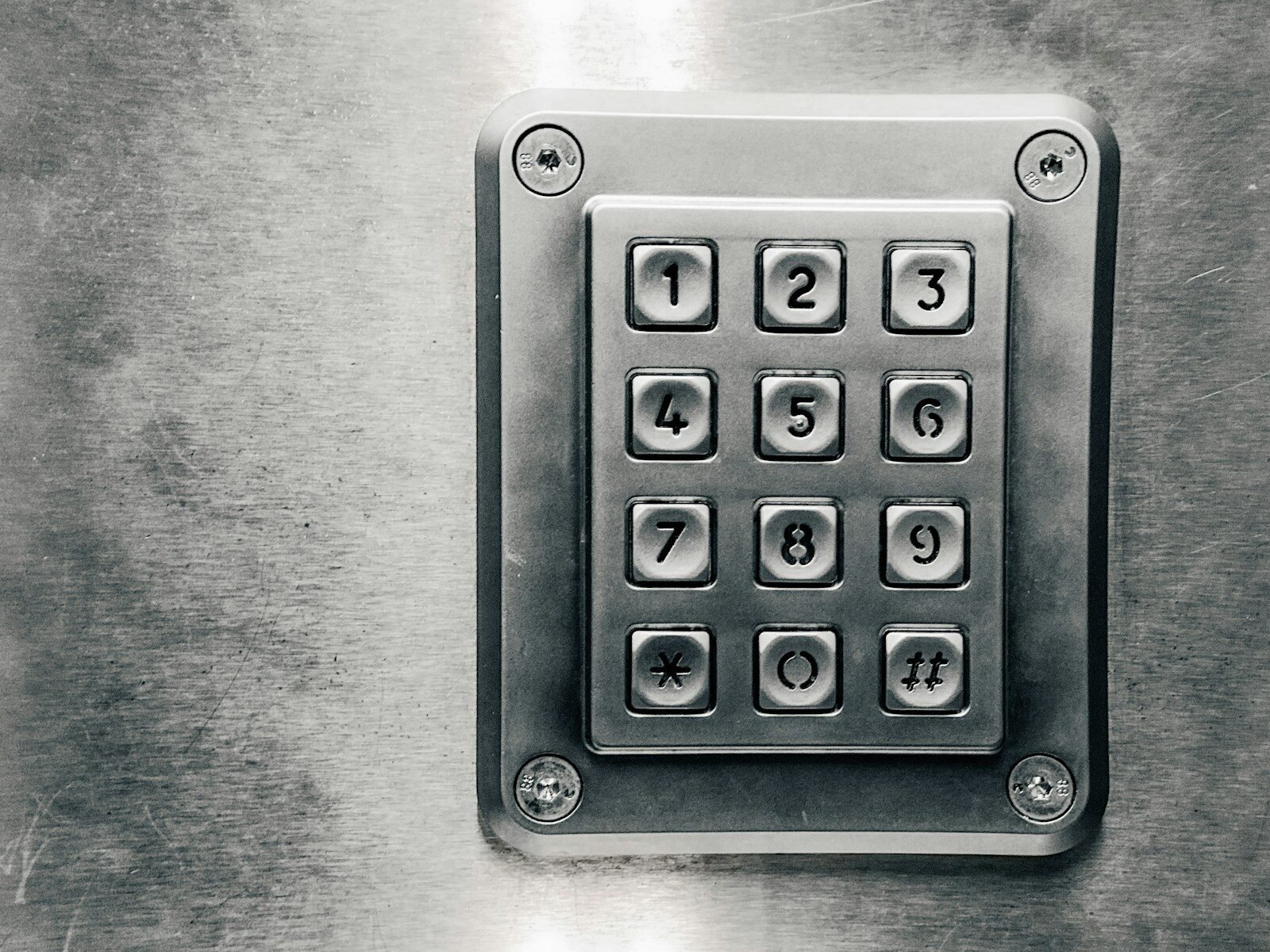 How to Create a Strong Password